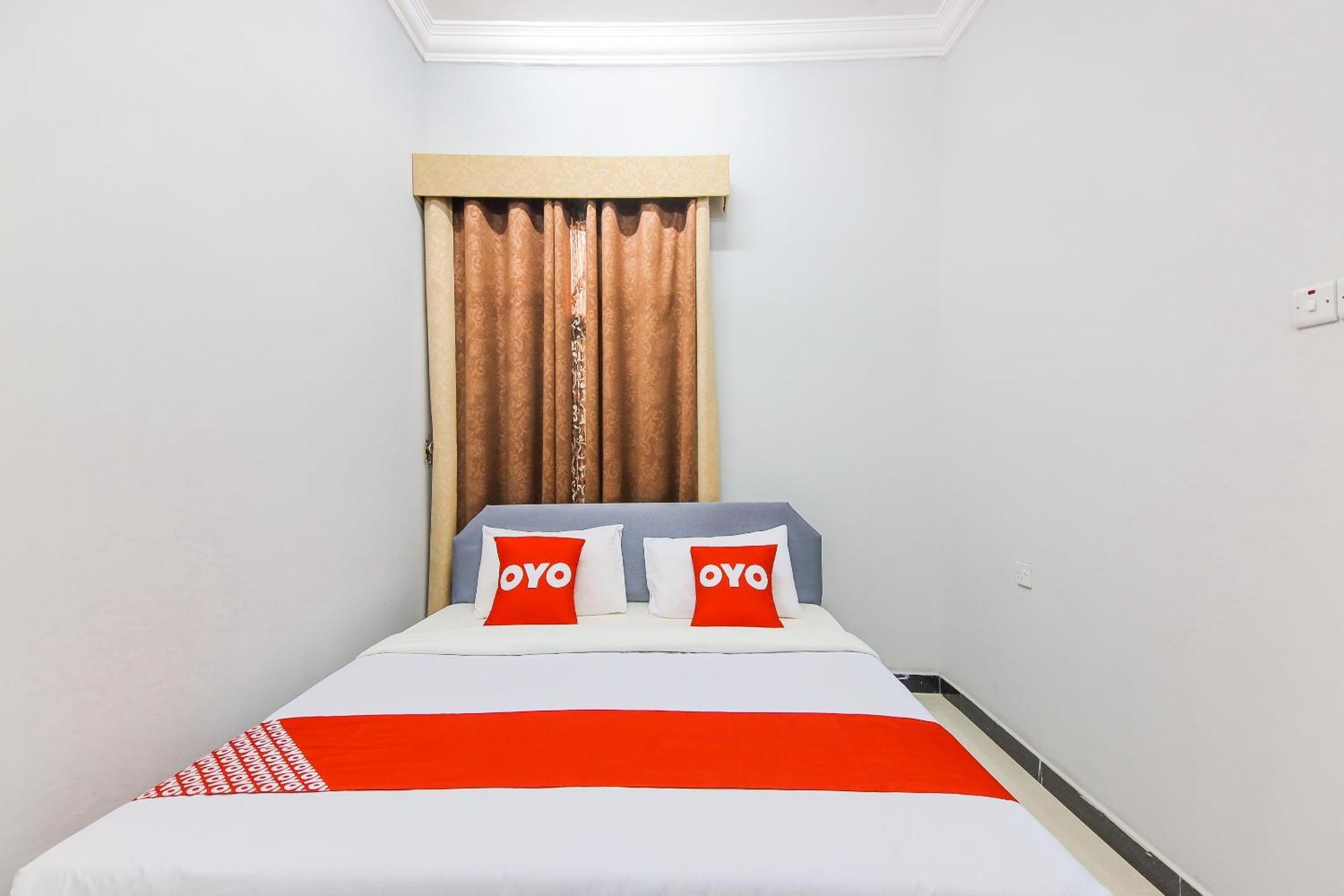 Super Oyo 110 Ras Al Hadd Guest House Экстерьер фото