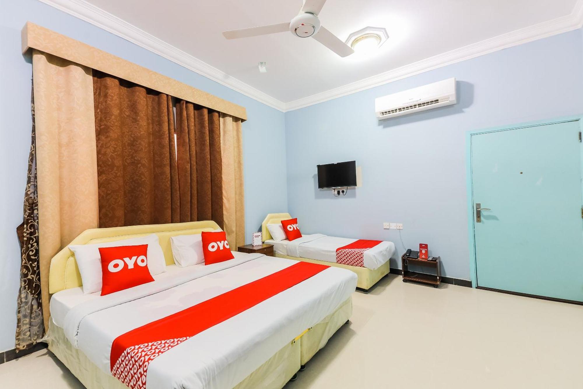 Super Oyo 110 Ras Al Hadd Guest House Экстерьер фото