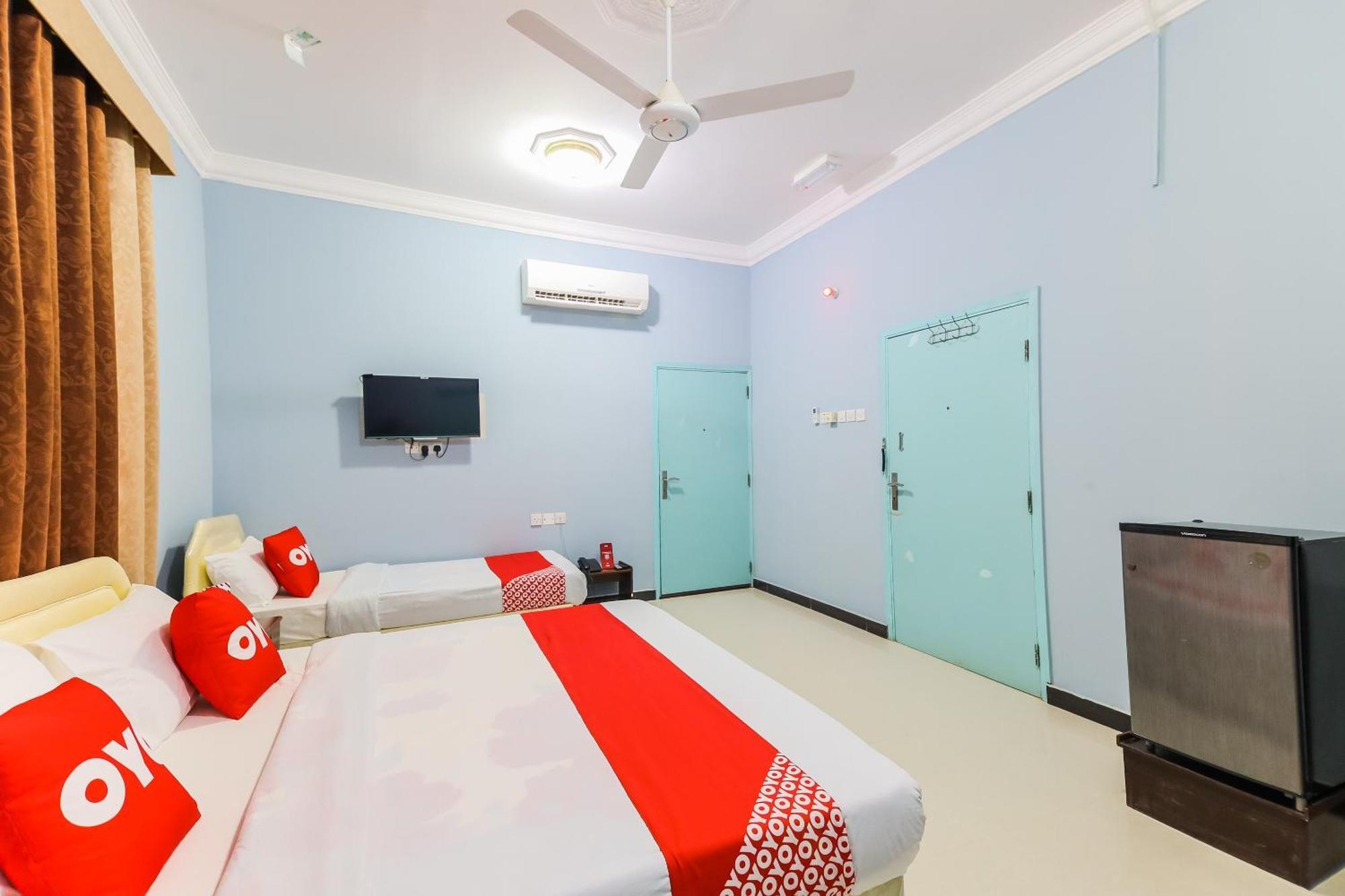 Super Oyo 110 Ras Al Hadd Guest House Экстерьер фото